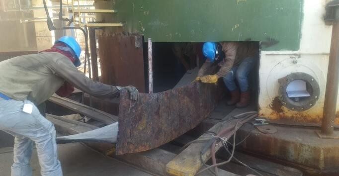 Ejecución de obra civil en concreto dentro de instalaciones de planta